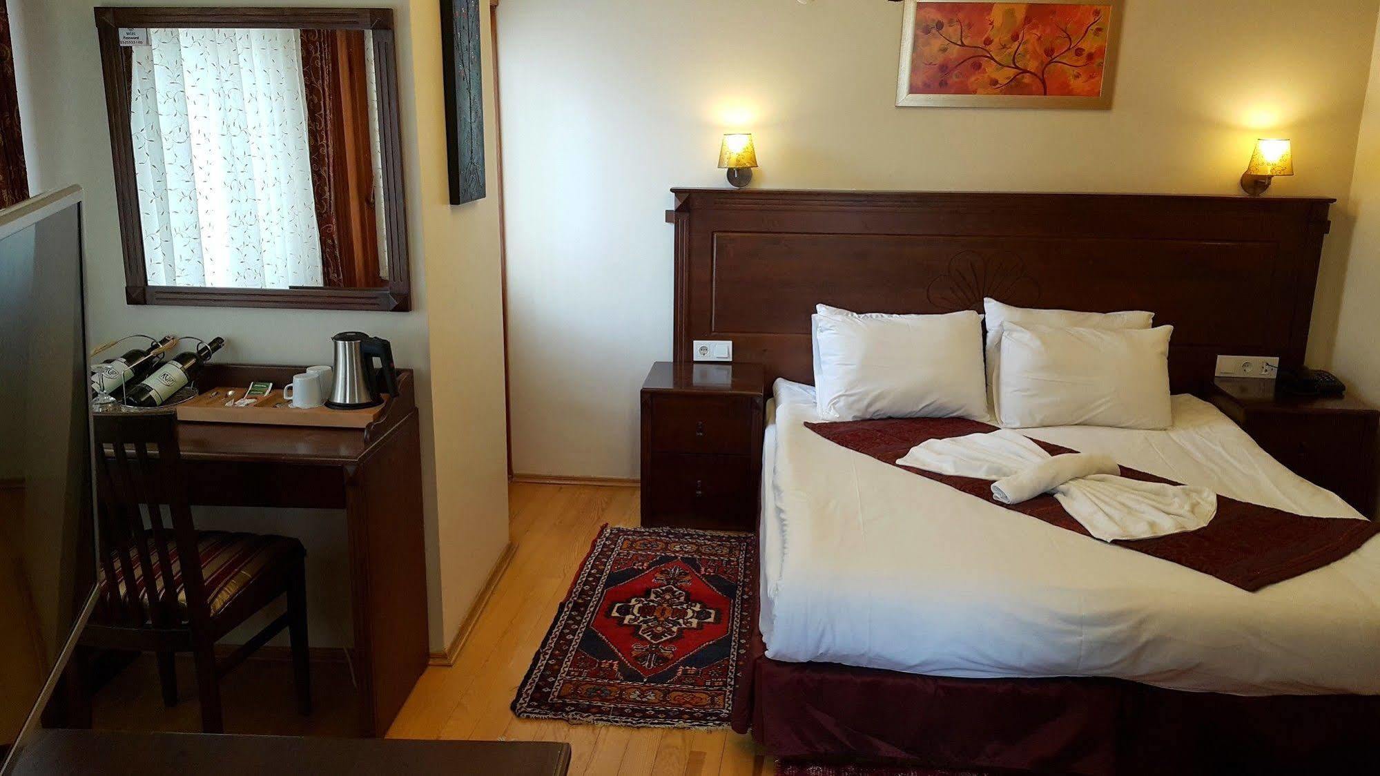 Berce Hotell Istanbul Exteriör bild