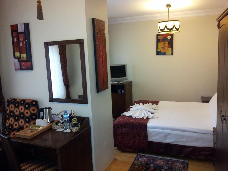 Berce Hotell Istanbul Exteriör bild